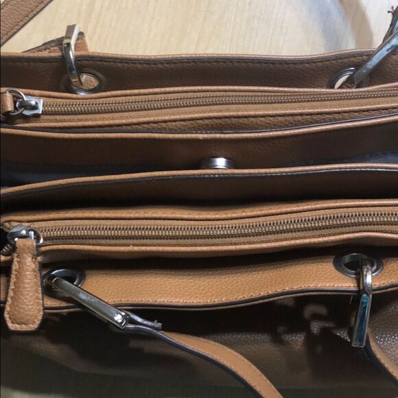 Kenneth Cole Reaction Tote Tan Hobo Bag - Picture 5 of 9